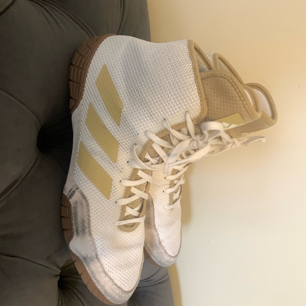 wrestling shoes size 10